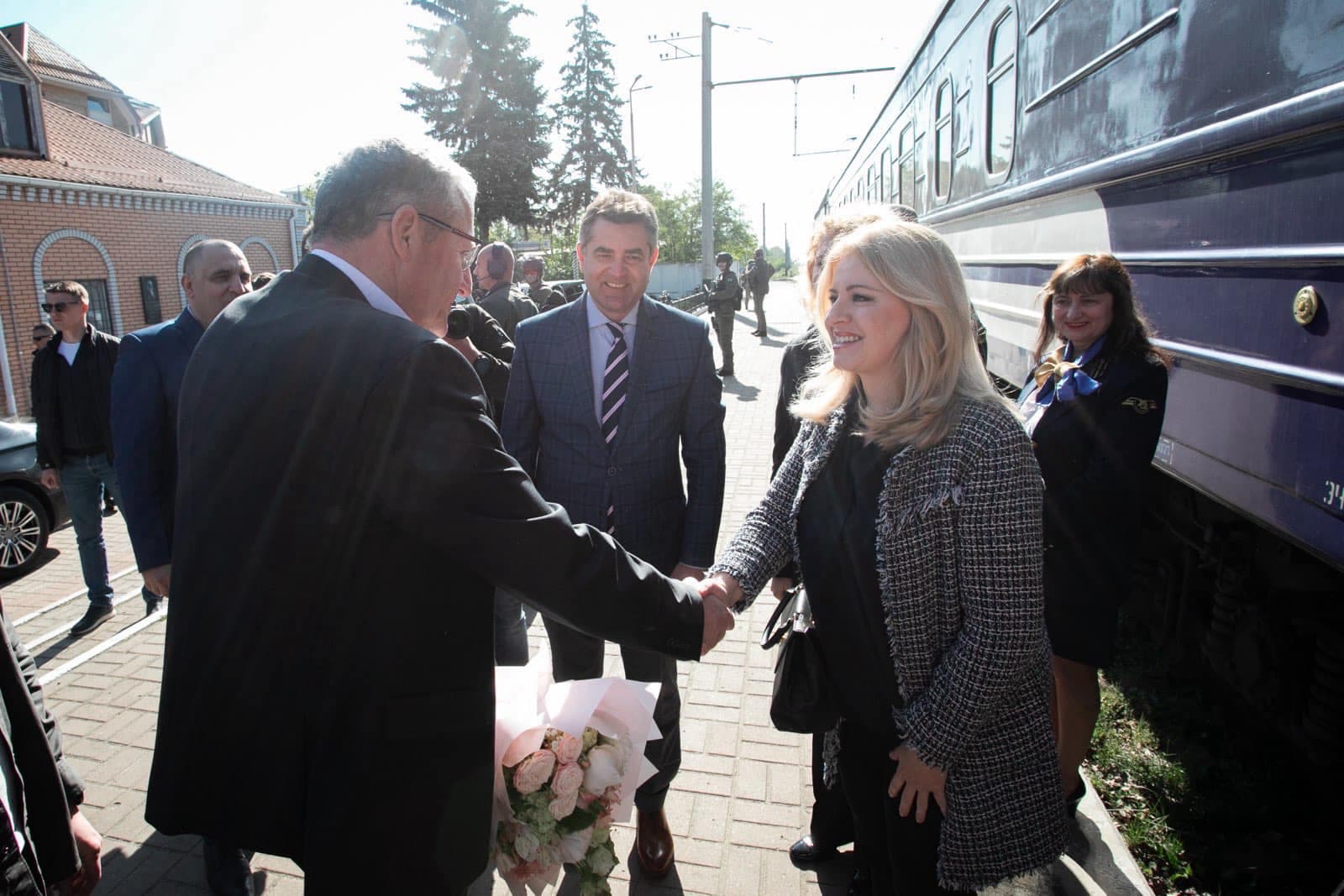 Čaputová vonattal és jó hírekkel érkezett Kijevbe